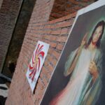 Delegates to the World Apostolic Congress on Mercy file into Our Lady of the Angels in Rome for afternoon workshops and Eucharistic Adoration on Thursday.